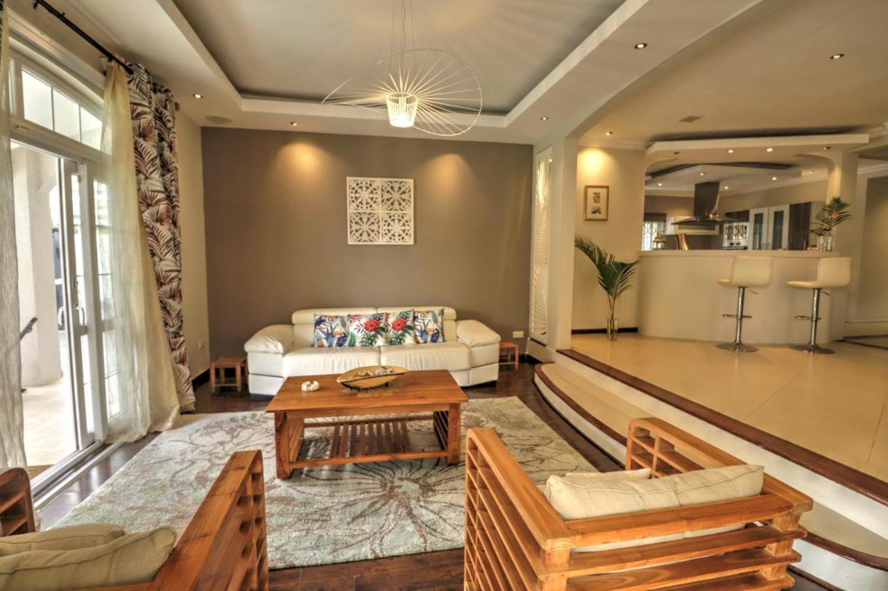 Happiness Villa 3 Bedroom Luxury Villa With Private Pool, Near All Amenities And Beaches Mauritius 그란데 바이예 외부 사진